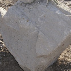 Глыбы песчаник колотый 500-1000 мм.
