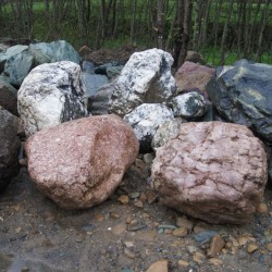 Валун цветной 1000-1500 мм.
