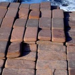 Песчаник красный 50xL, 70xL, 100xL 40 мм.