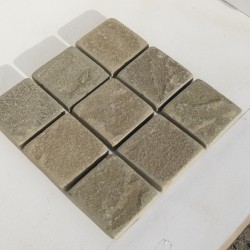 Песчаник серо-зеленый 100х100, 100х200, 200x200 окатанный 30 мм.