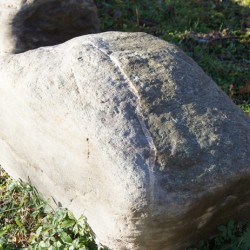 Валун Песчаник речной 300-500 мм.